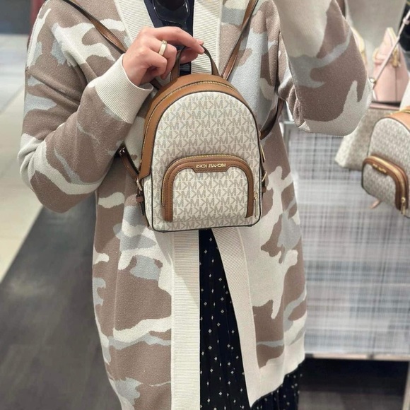 Michael Kors Jaycee XS Convertible Zip Pocket Backpack - Picture 9 of 9